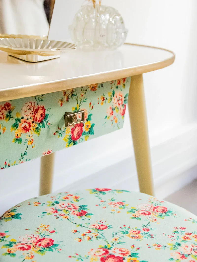 Louise, la coiffeuse pour enfant N°270