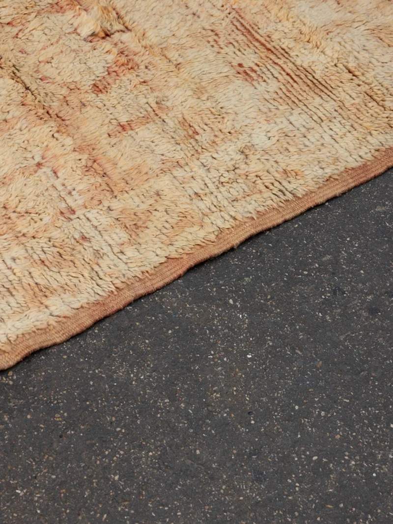 Olivier, le grand tapis de l'Atlas orangé en laine N°39