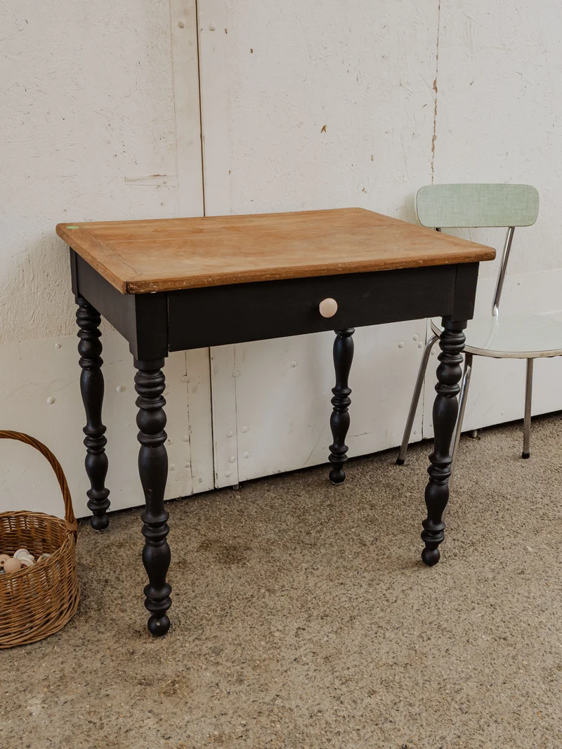 Edouard, le bureau en bois noir N°651