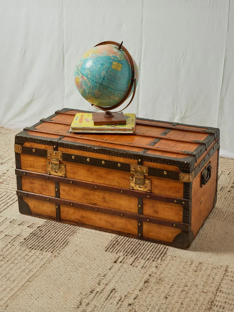 Lucienne, la grande malle en bois et métal N°241