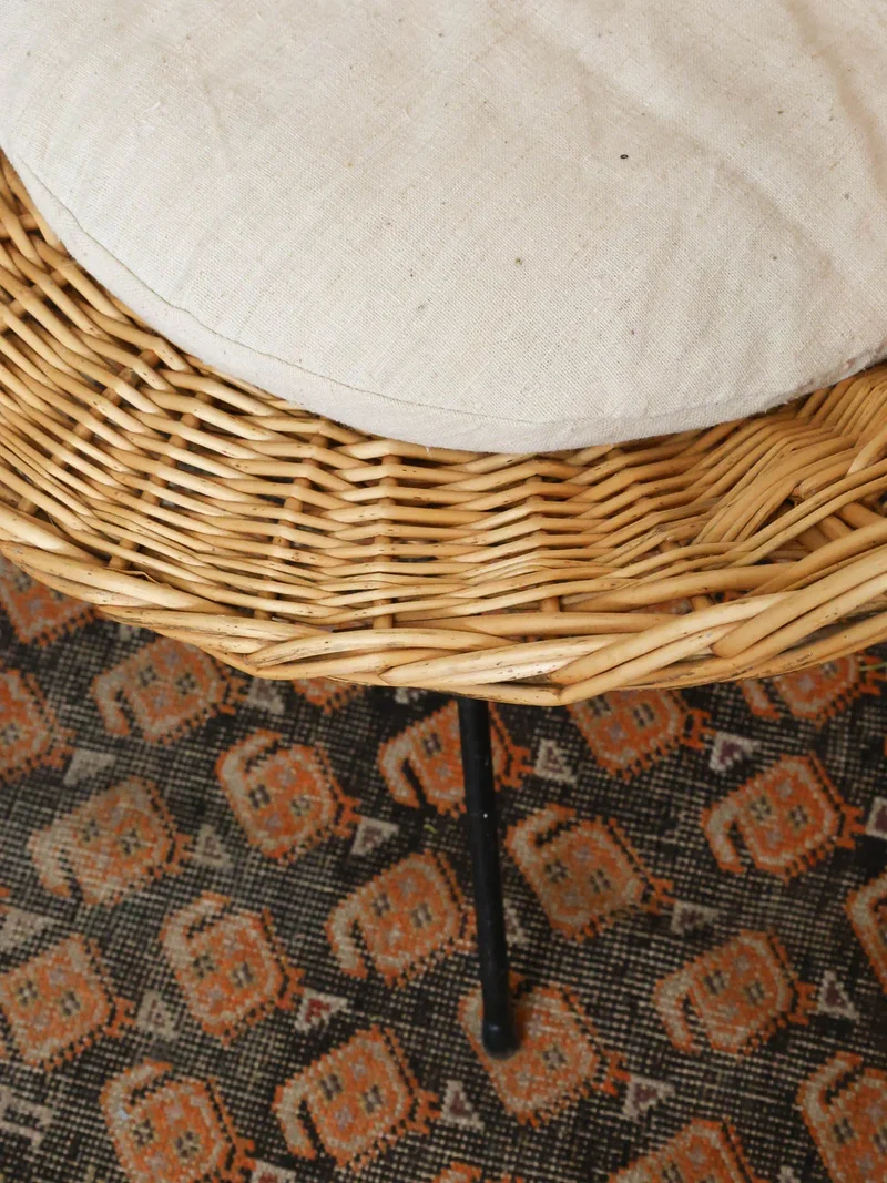 Ernest, le fauteuil en rotin vintage N°855