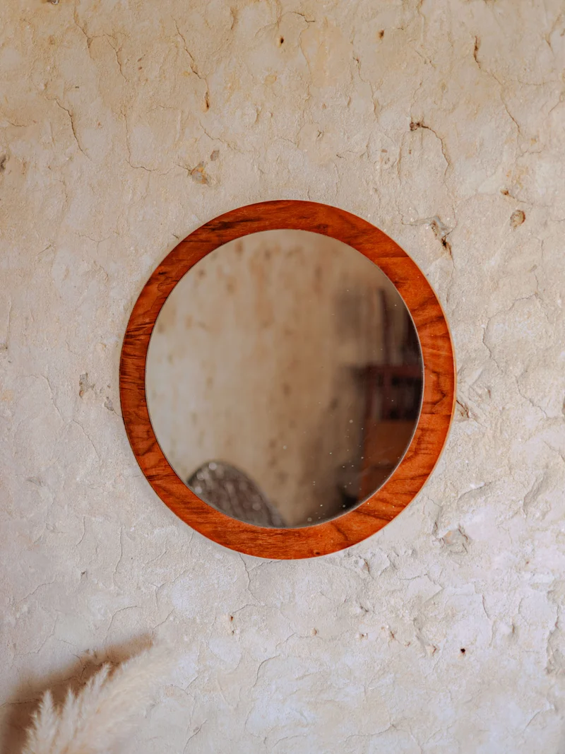Igor, le miroir en bois foncé rond N°1016