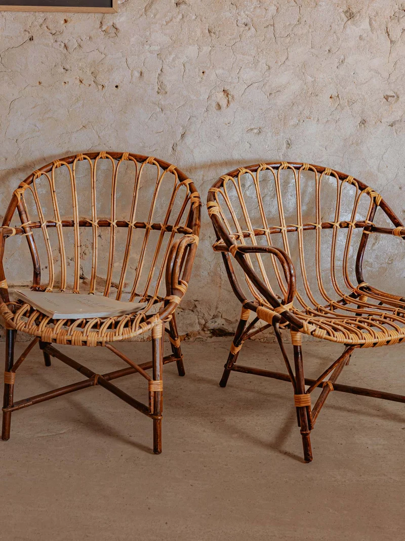 Ernest, le fauteuil en rotin foncé N°861