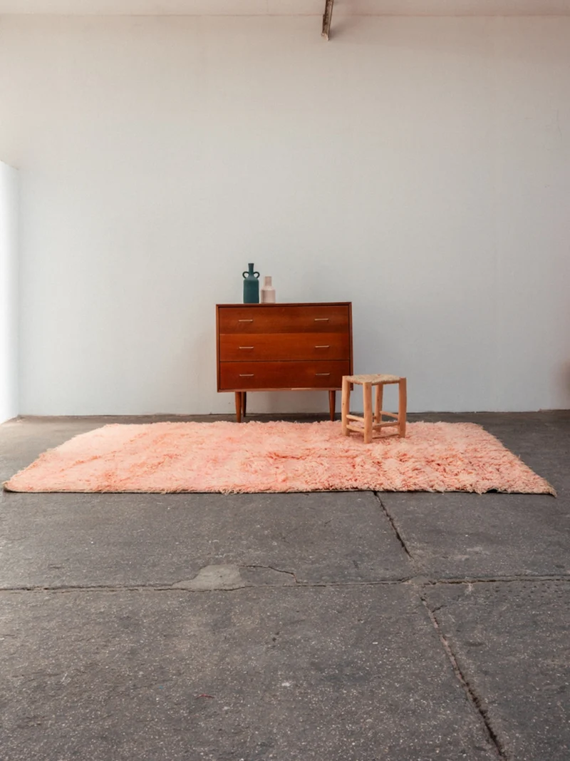 Olivier, le tapis de l'Atlas rose en laine naturelle N°37