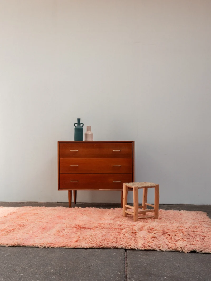Olivier, le tapis de l'Atlas rose en laine naturelle N°37