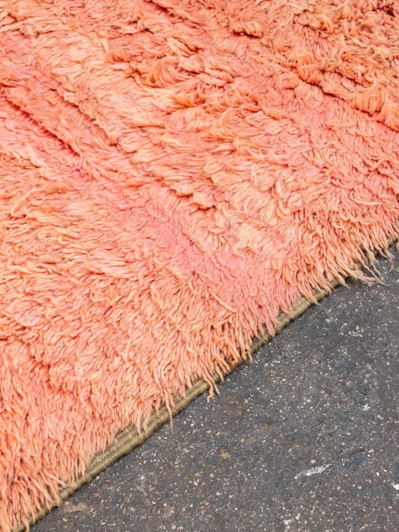 Olivier, le tapis de l'Atlas rose en laine naturelle N°37