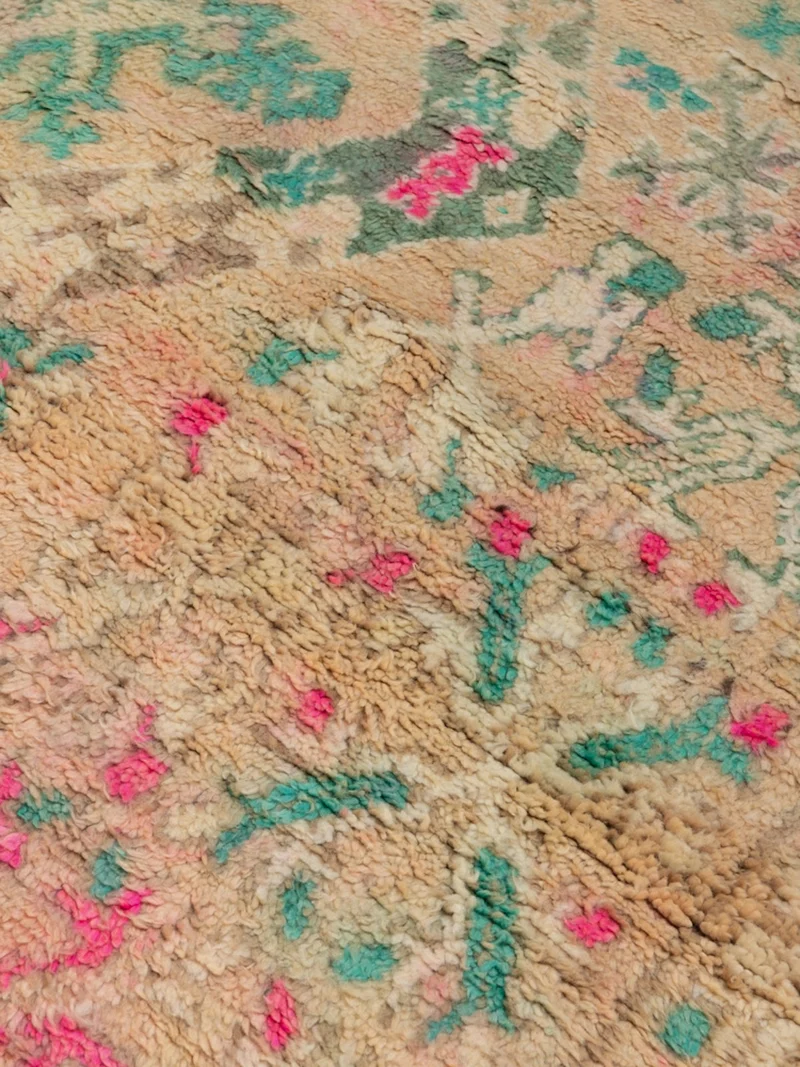 Olivier, le grand tapis de l'Atlas en laine rose et bleu N°35