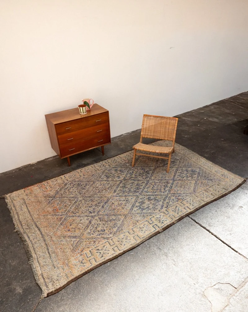 Olivier, le grand tapis de l'Atlas bleu en laine naturelle N°30