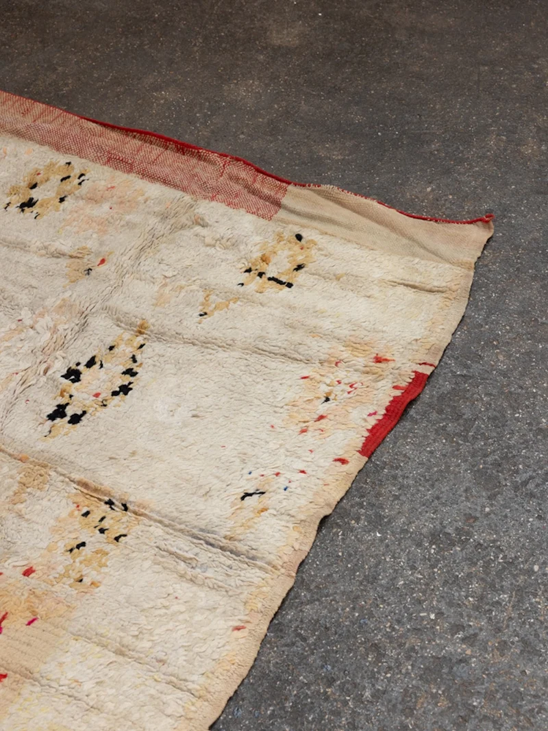 Olivier, le tapis fin de l'Atlas rouge et beige N°28