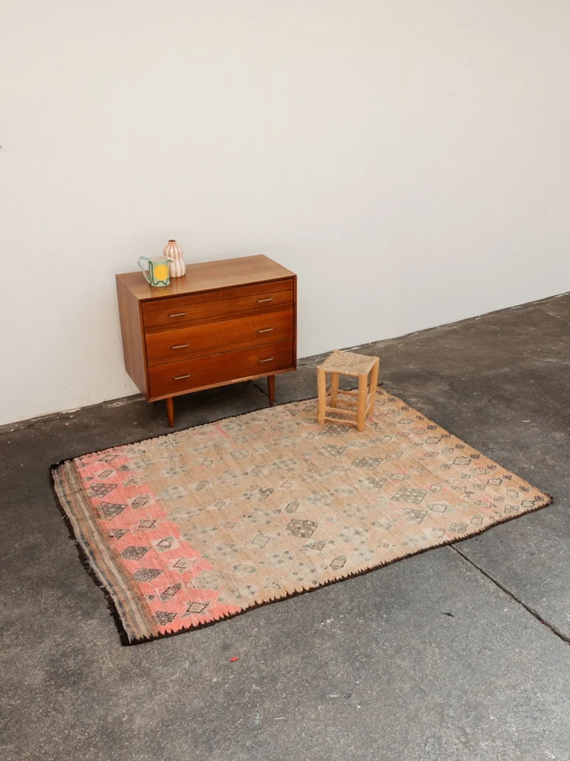 Olivier, le grand tapis de l'Atlas aux nuances de rose et beige N°24