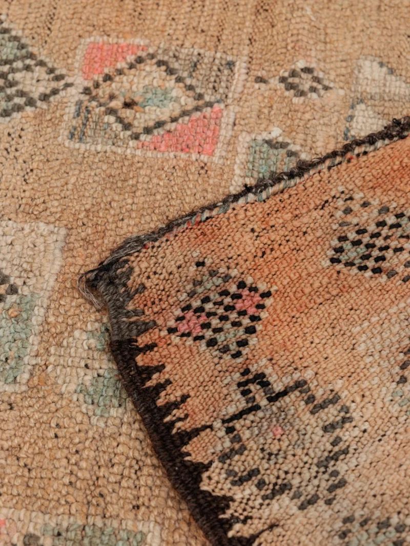 Olivier, le grand tapis de l'Atlas aux nuances de rose et beige N°24