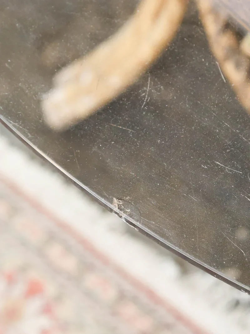 Francine, la table ronde en rotin et verre fumé N°874