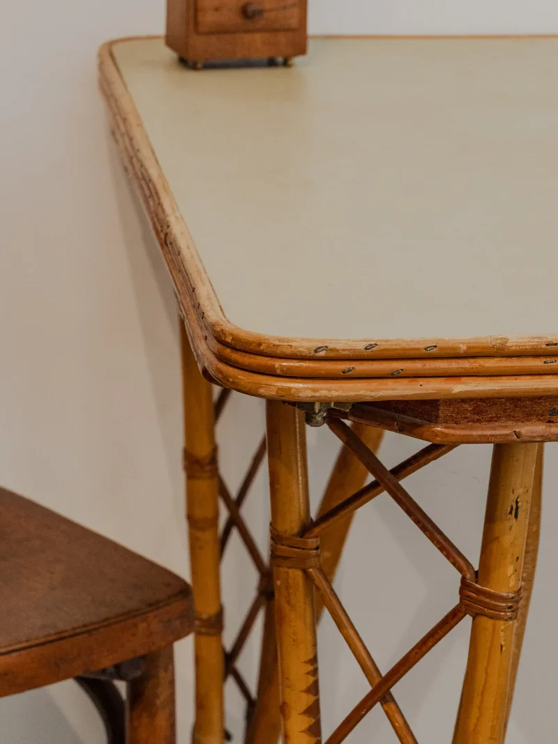 Romy, la table à manger en rotin et vert d'eau N°1296