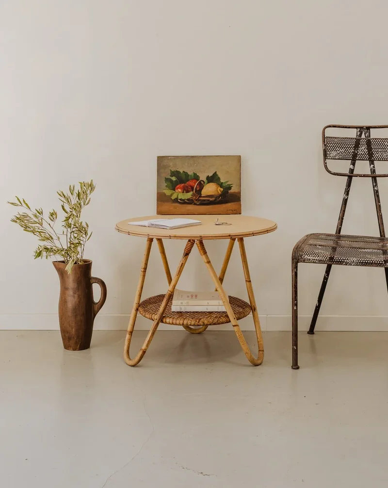 Francine, la table d'appoint en rotin et bambou N°857