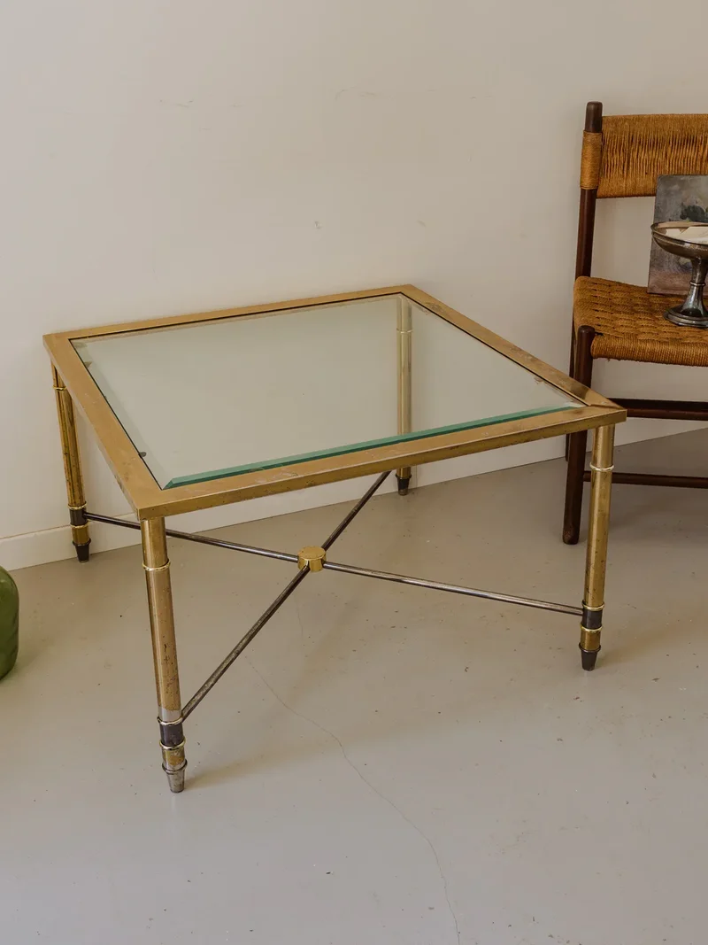 Donna, la table basse en métal et verre fumé N°913