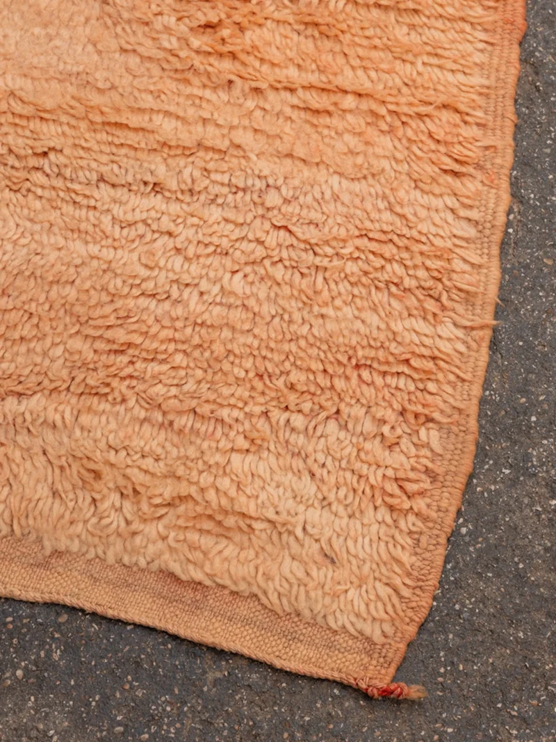 Olivier, le tapis en laine de l'Atlas orange à franges N°23