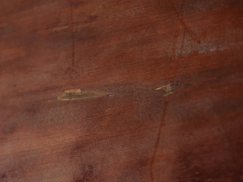 Denise, la table à manger bistro en bois et fonte N°104