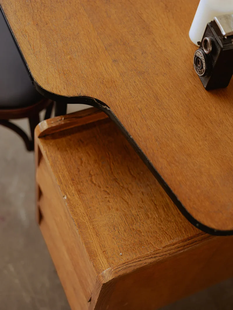 Edouard, le bureau années 50 en bois N°628