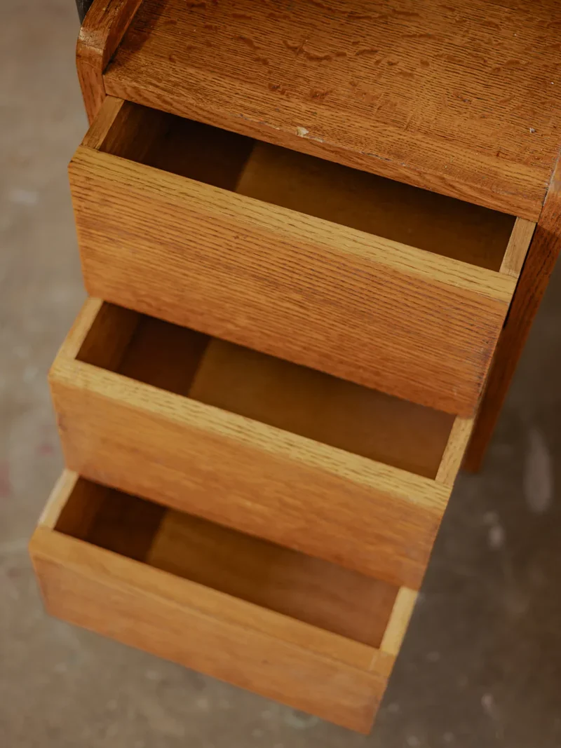 Edouard, le bureau années 50 en bois N°628