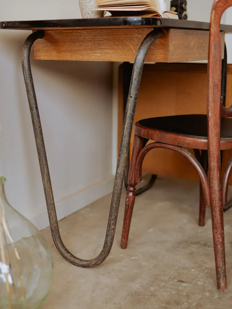 Edouard, le bureau années 50 en bois N°628