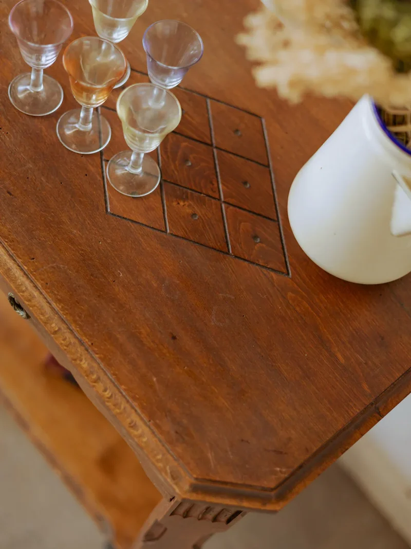 Francine, la table d'appoint en bois N°800