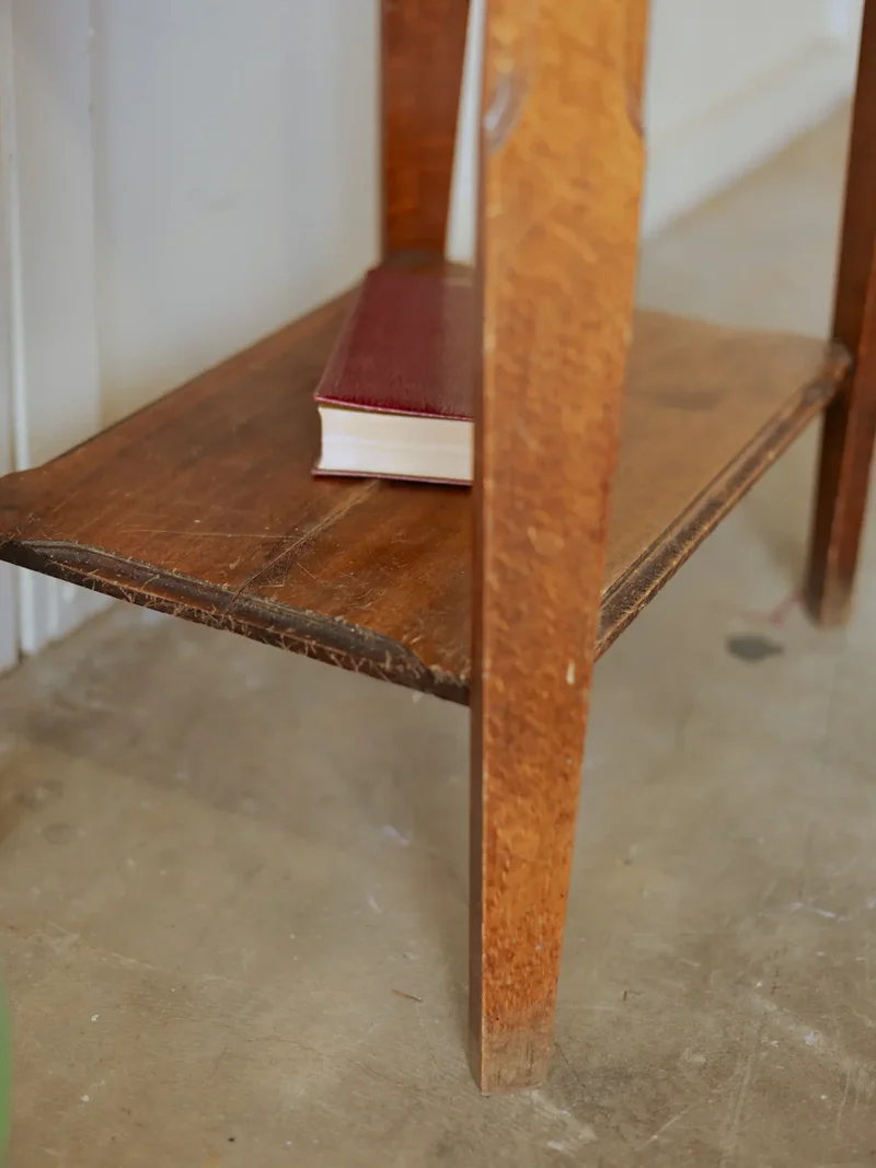 Francine, la table d'appoint en bois N°800