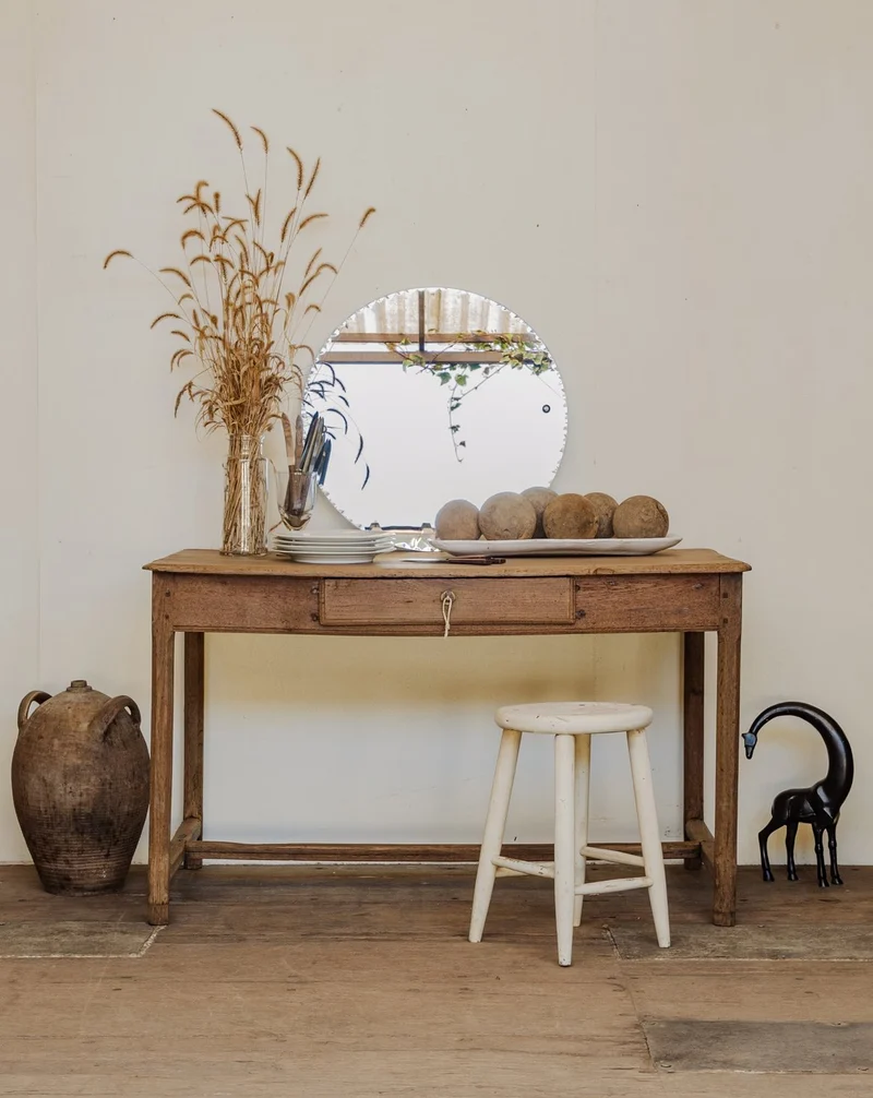 Romy, la table à manger en bois N°673