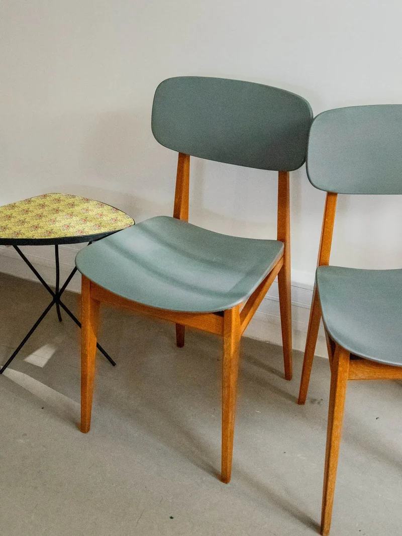 Alma, la paire de chaises grise en skaï N°1415