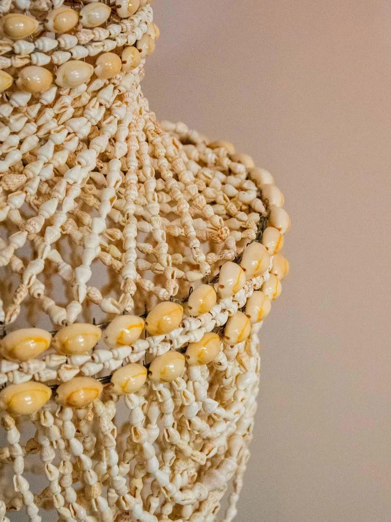 Sonia, la suspension en coquillages N°257