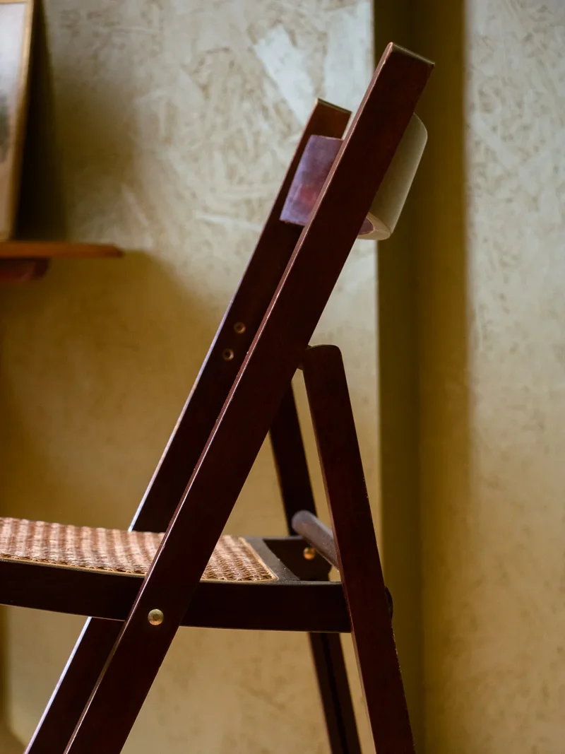 Claude, la chaise pliante en cannage N°1092