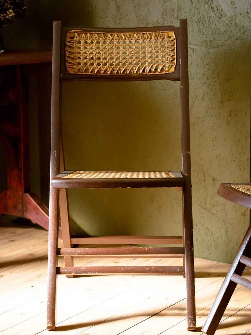 Claude, la paire de chaises en cannage N°1093