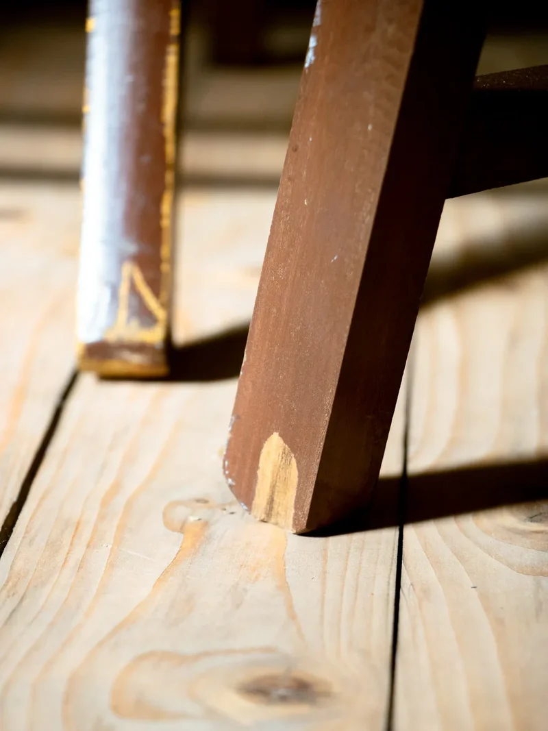 Claude, la paire de chaises en cannage N°1093