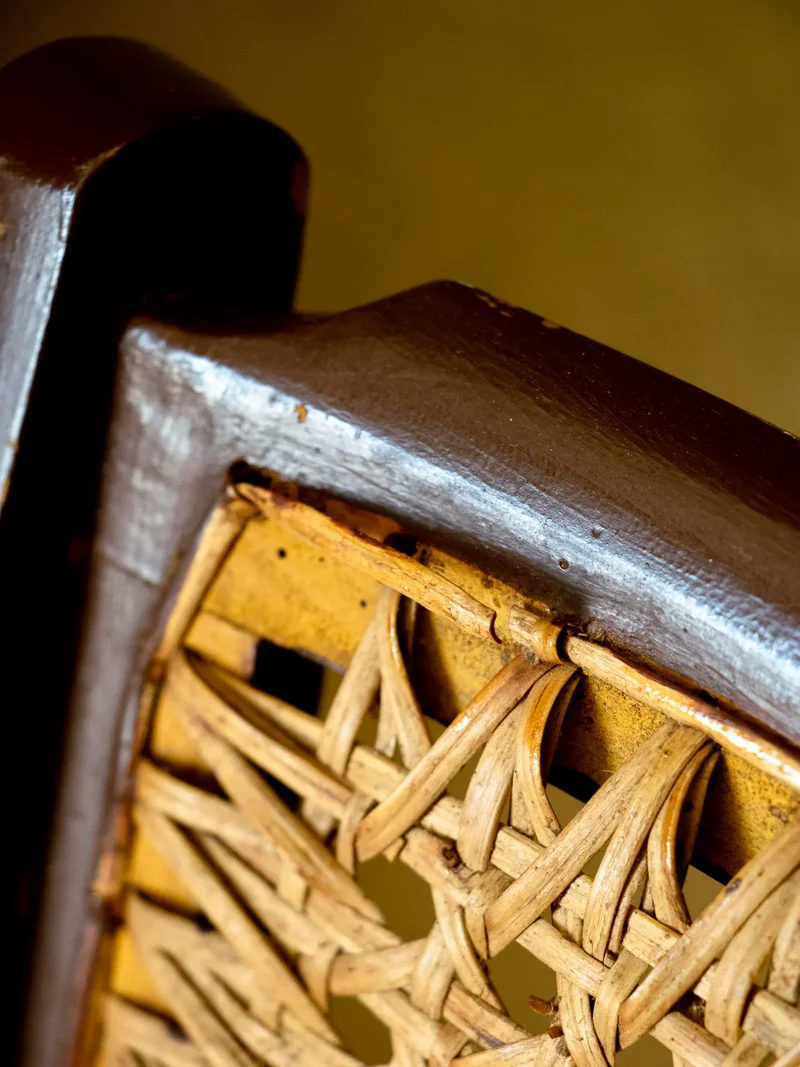 Claude, la paire de chaises en cannage N°1093