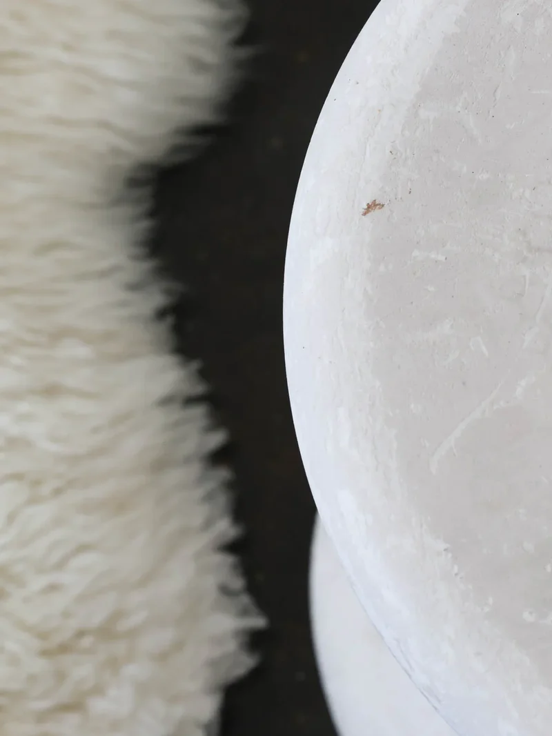 Axel, le tabouret rond et blanc N°644