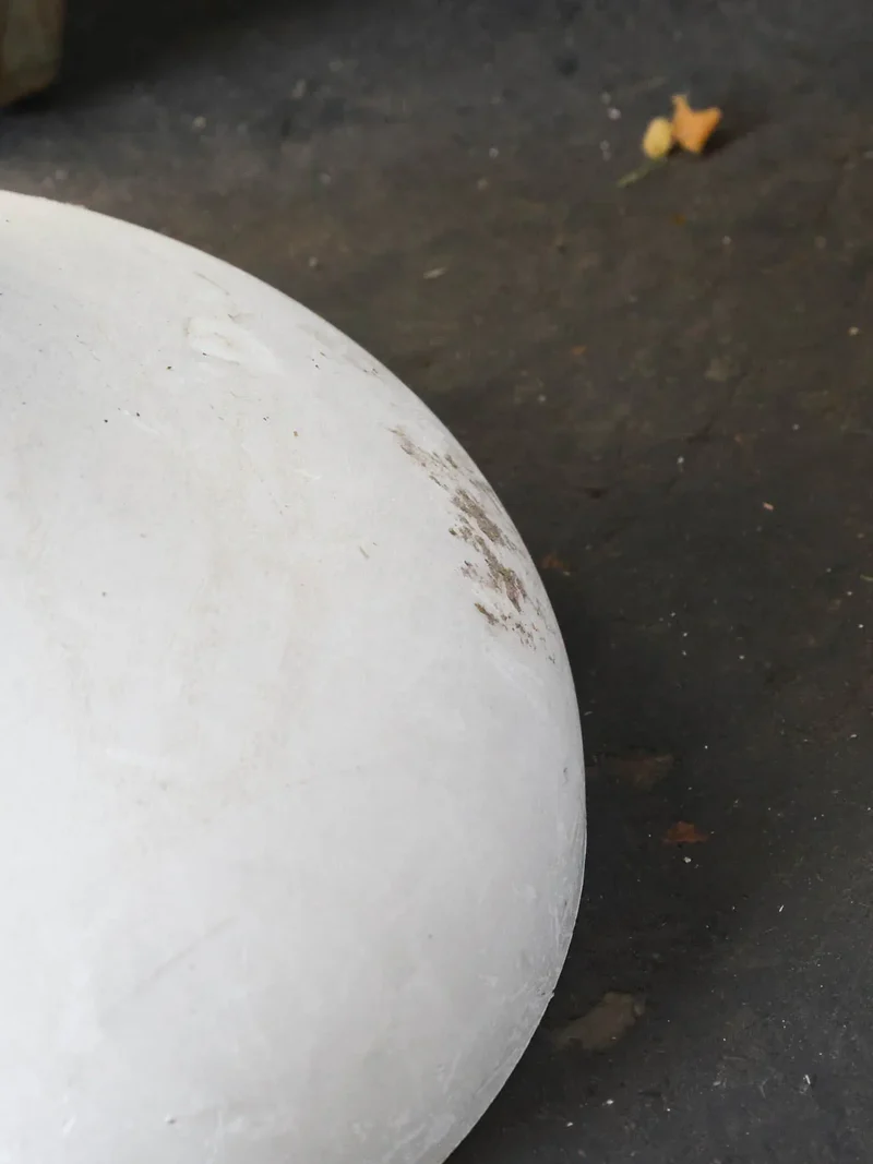 Axel, le tabouret rond et blanc N°644