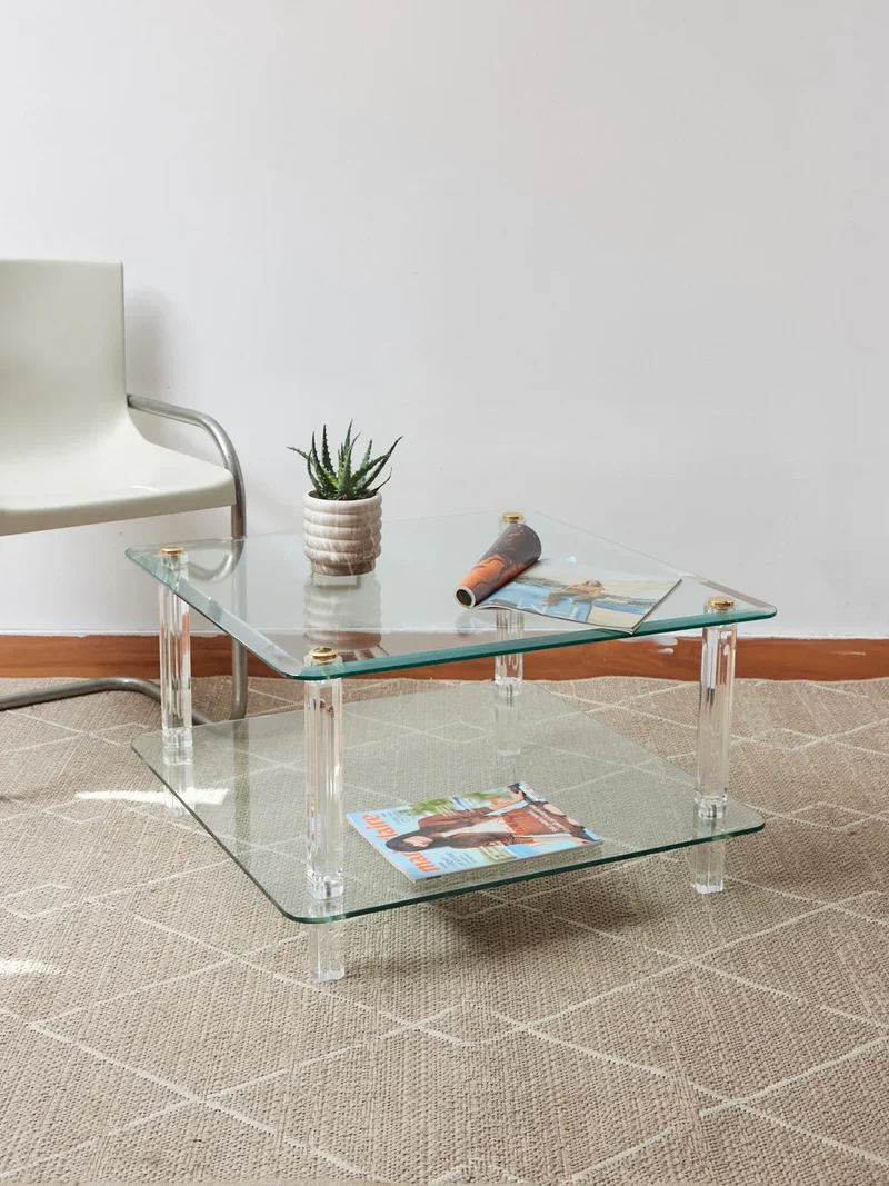 Donna, la table basse en verre Hollywood Regency N°927