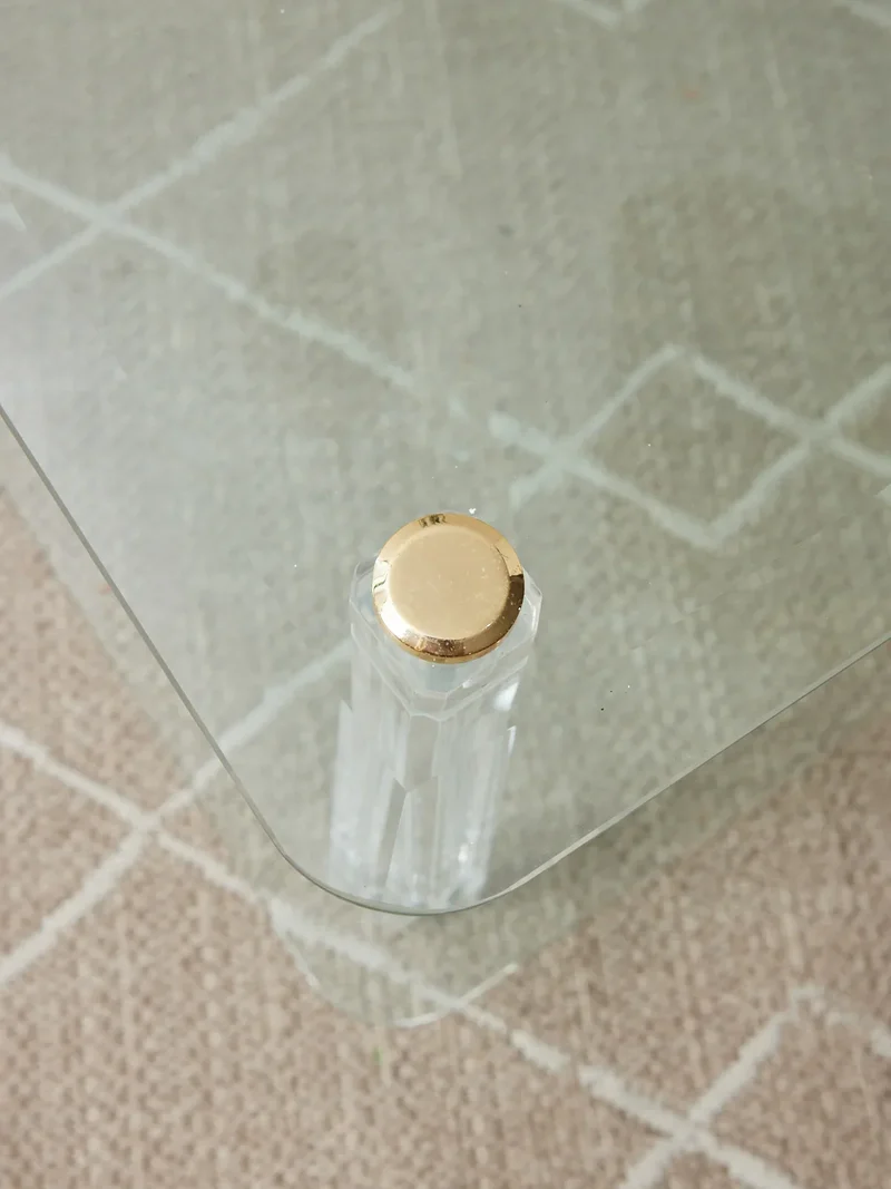 Donna, la table basse en verre Hollywood Regency N°927