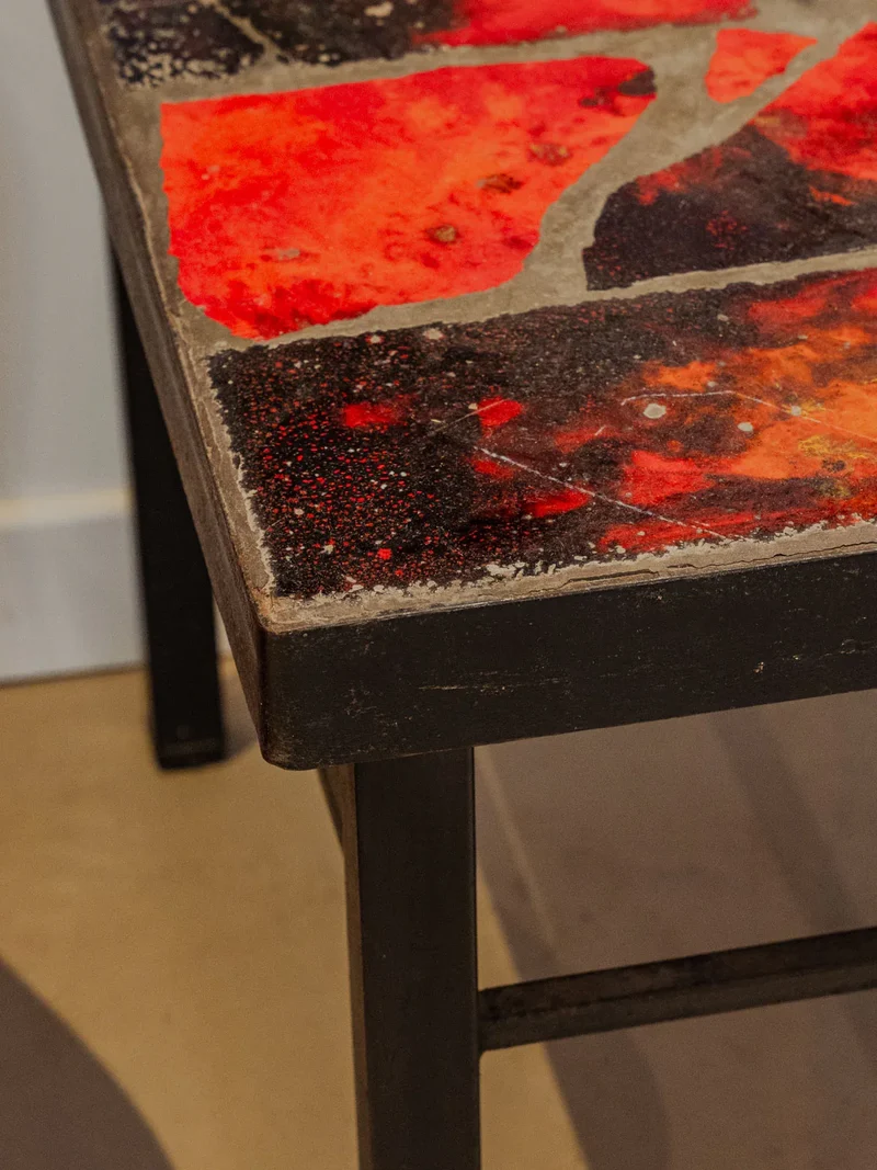 Donna, la table basse en céramique et fer noir N°925