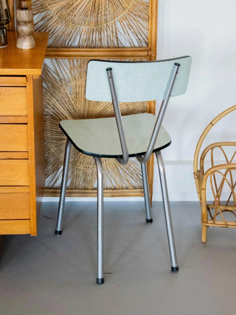 Alma, la chaise en formica et métal N°1451