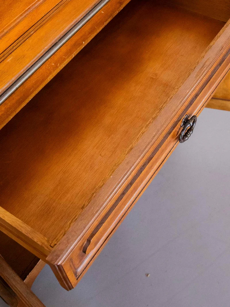 Honoré, le secrétaire en bois foncé N°170