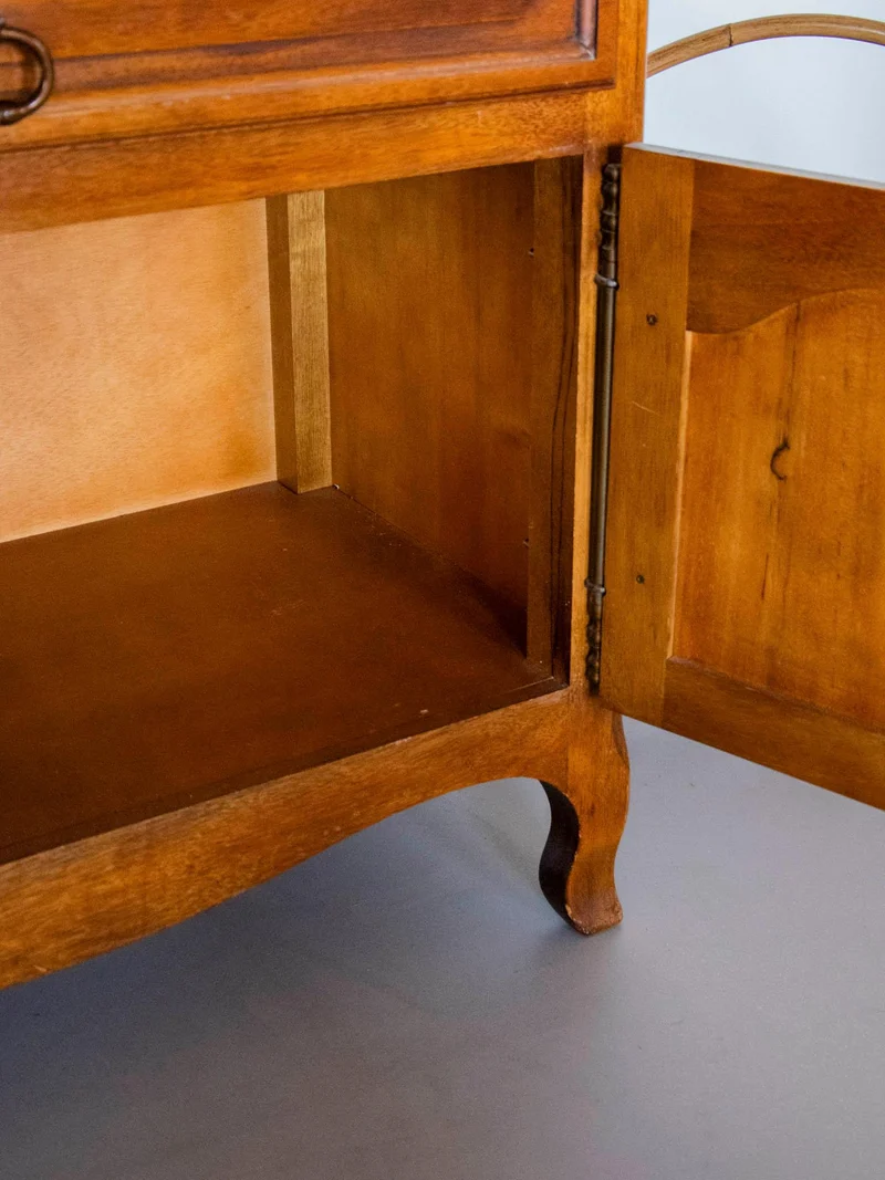 Honoré, le secrétaire en bois foncé N°170