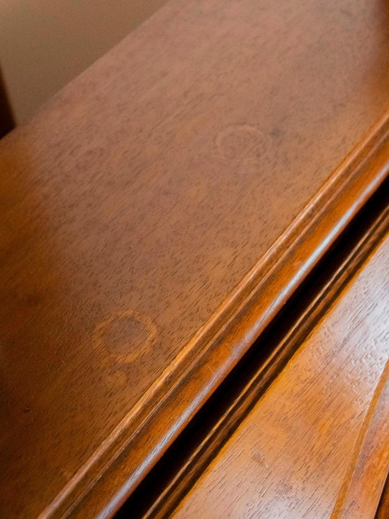 Honoré, le secrétaire en bois foncé N°170