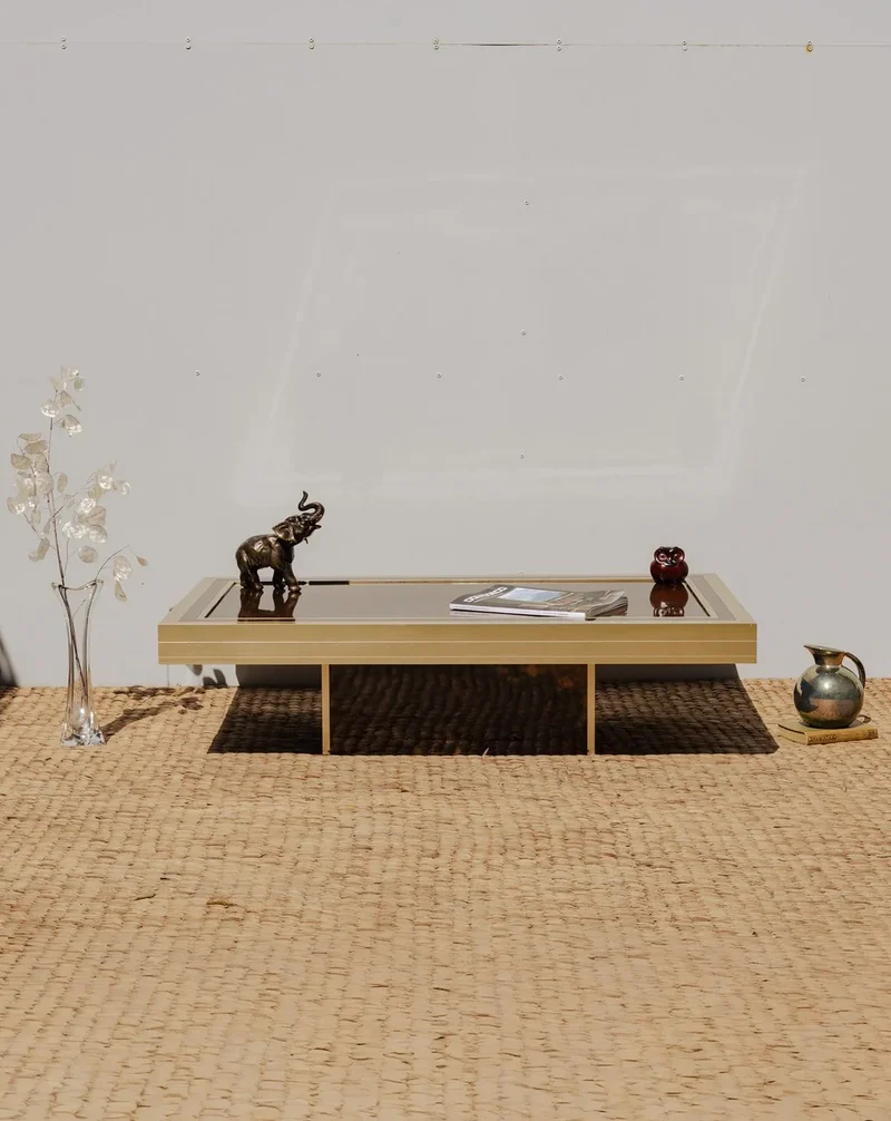 Donna, la table basse dorée et marron N°914