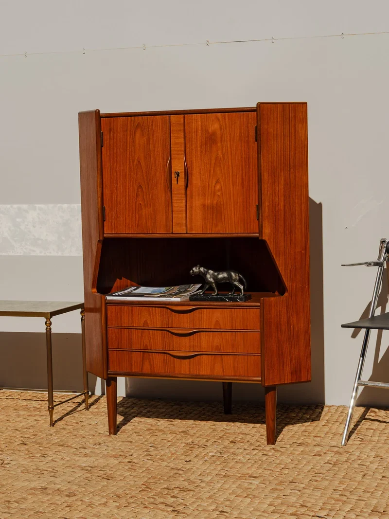 Gilbert, le grand buffet d'angle en bois N°876