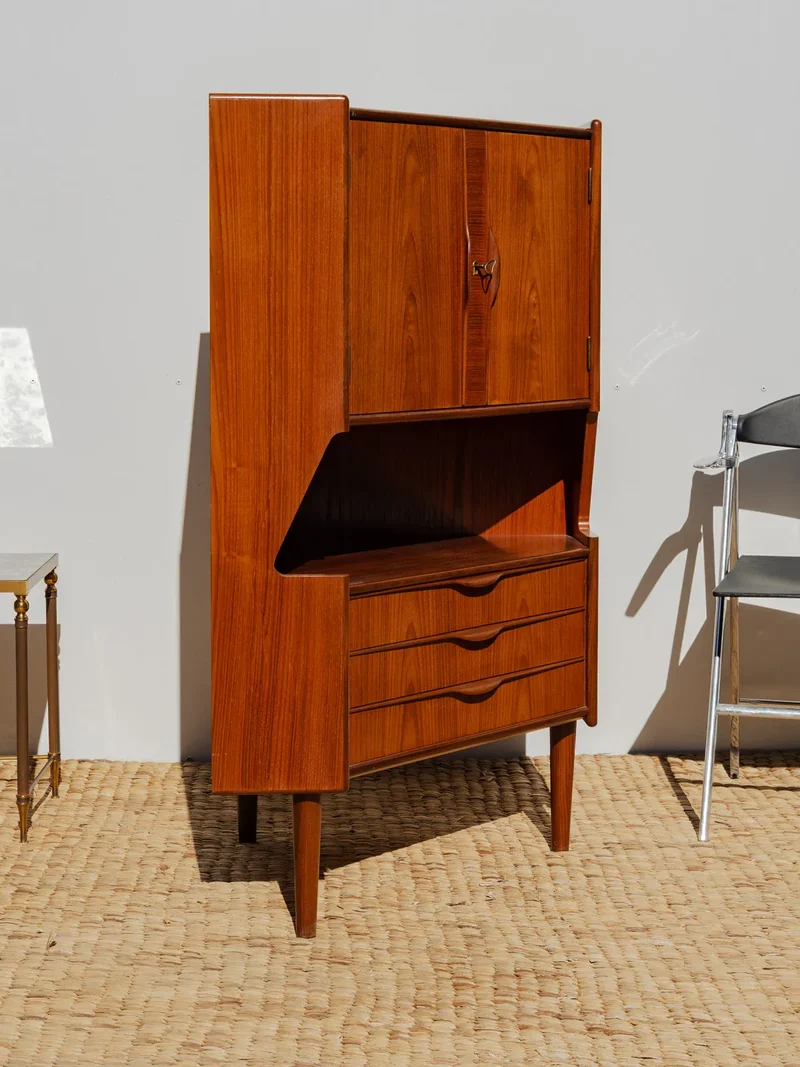 Gilbert, le grand buffet d'angle en bois N°876
