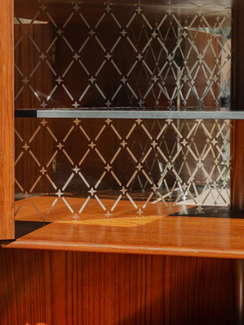 Gilbert, le grand buffet d'angle en bois N°876