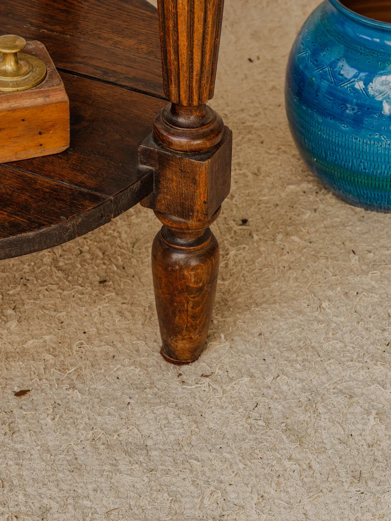 Francine, la table d'appoint en bois N°844