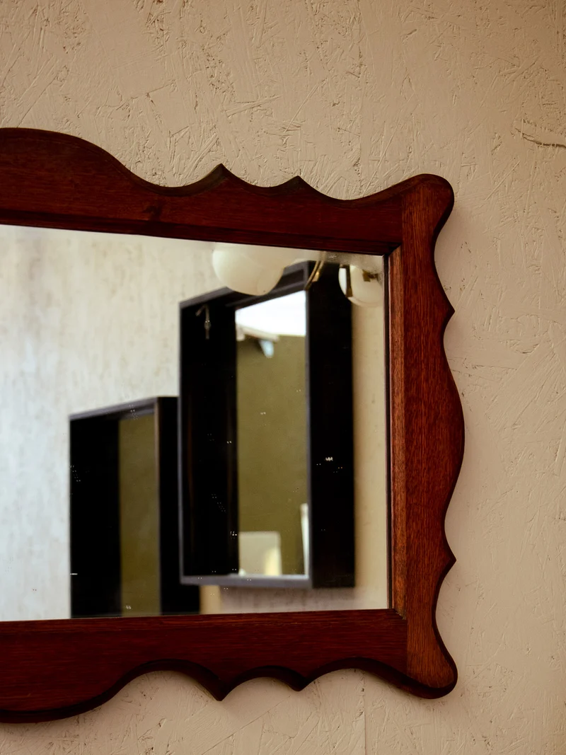 Georges, le miroir en bois N°1097