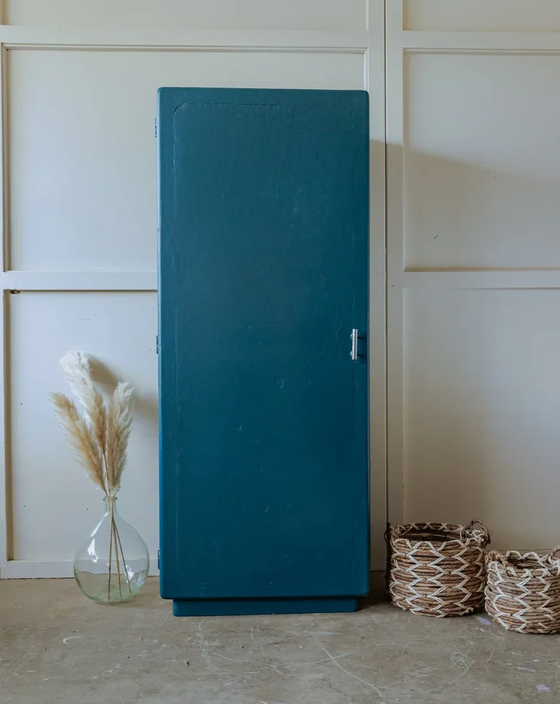 Blandine, l'armoire en bois bleu N°375