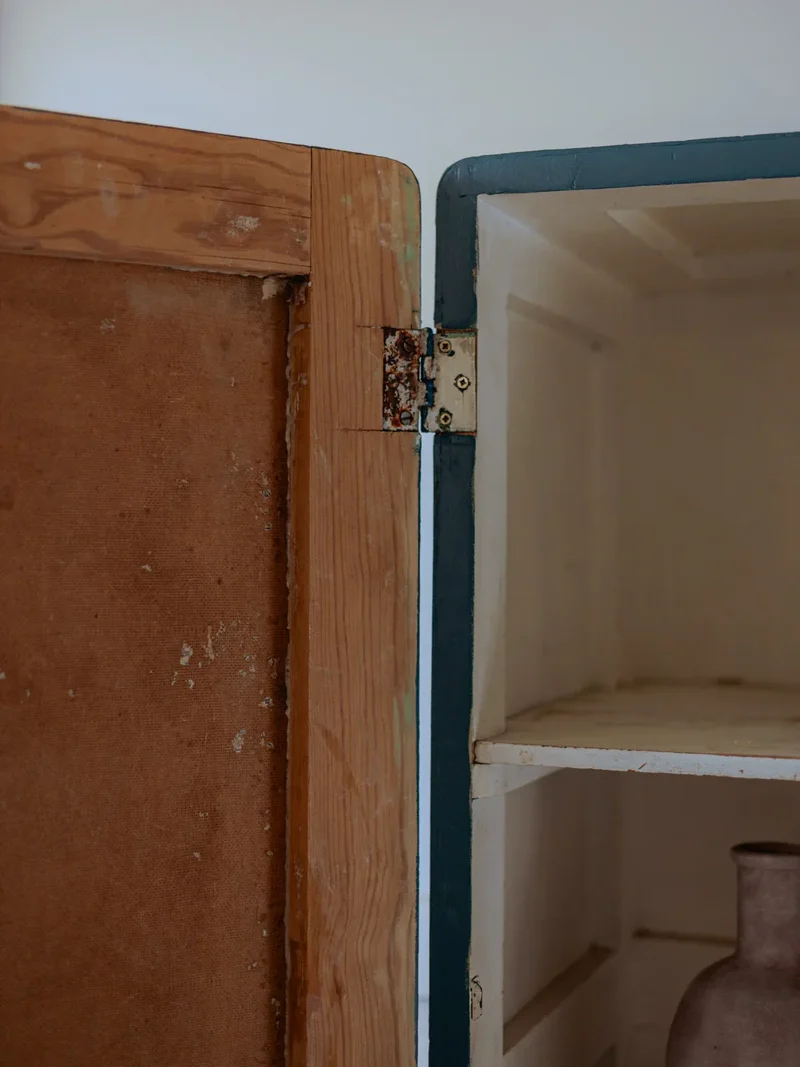 Blandine, l'armoire en bois bleu N°375